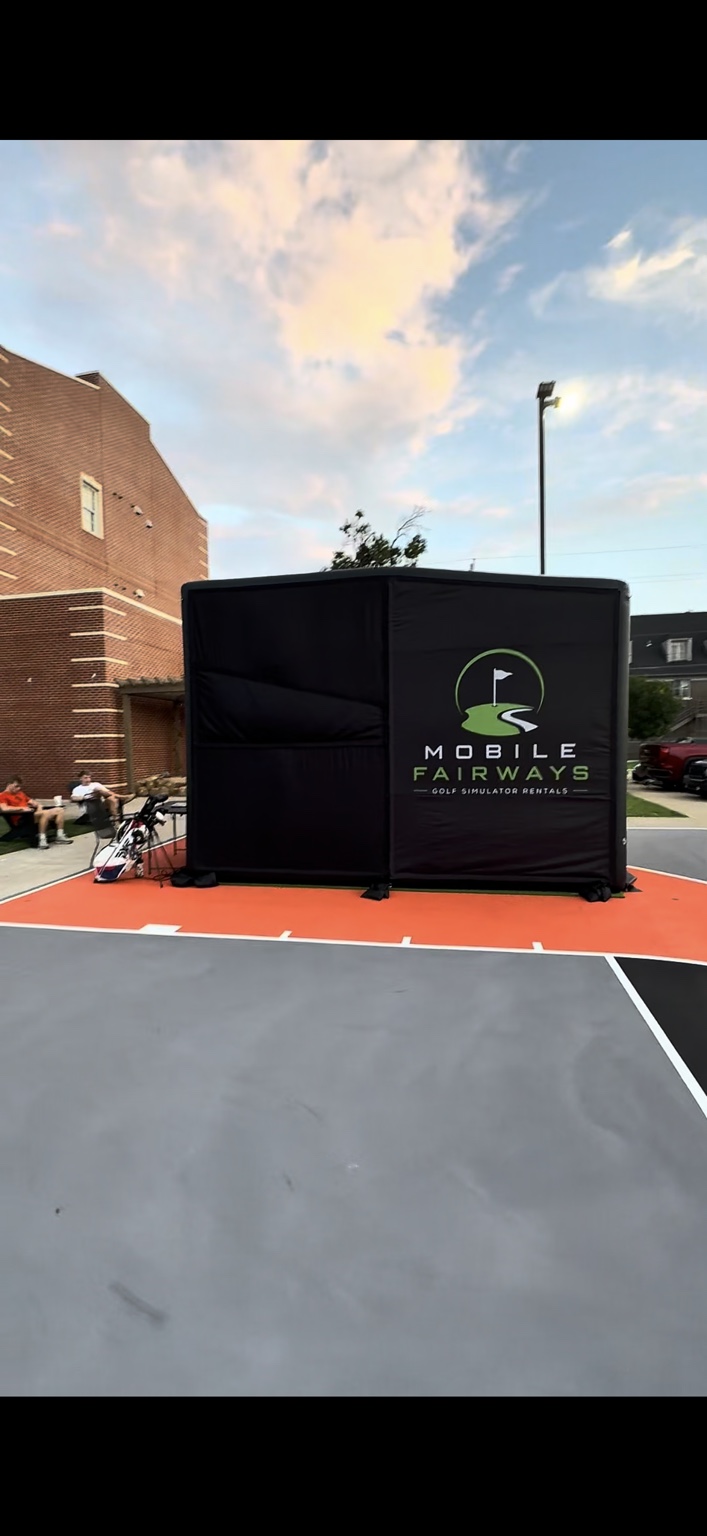 Branded exterior of the Mobile Fairways inflatable simulator